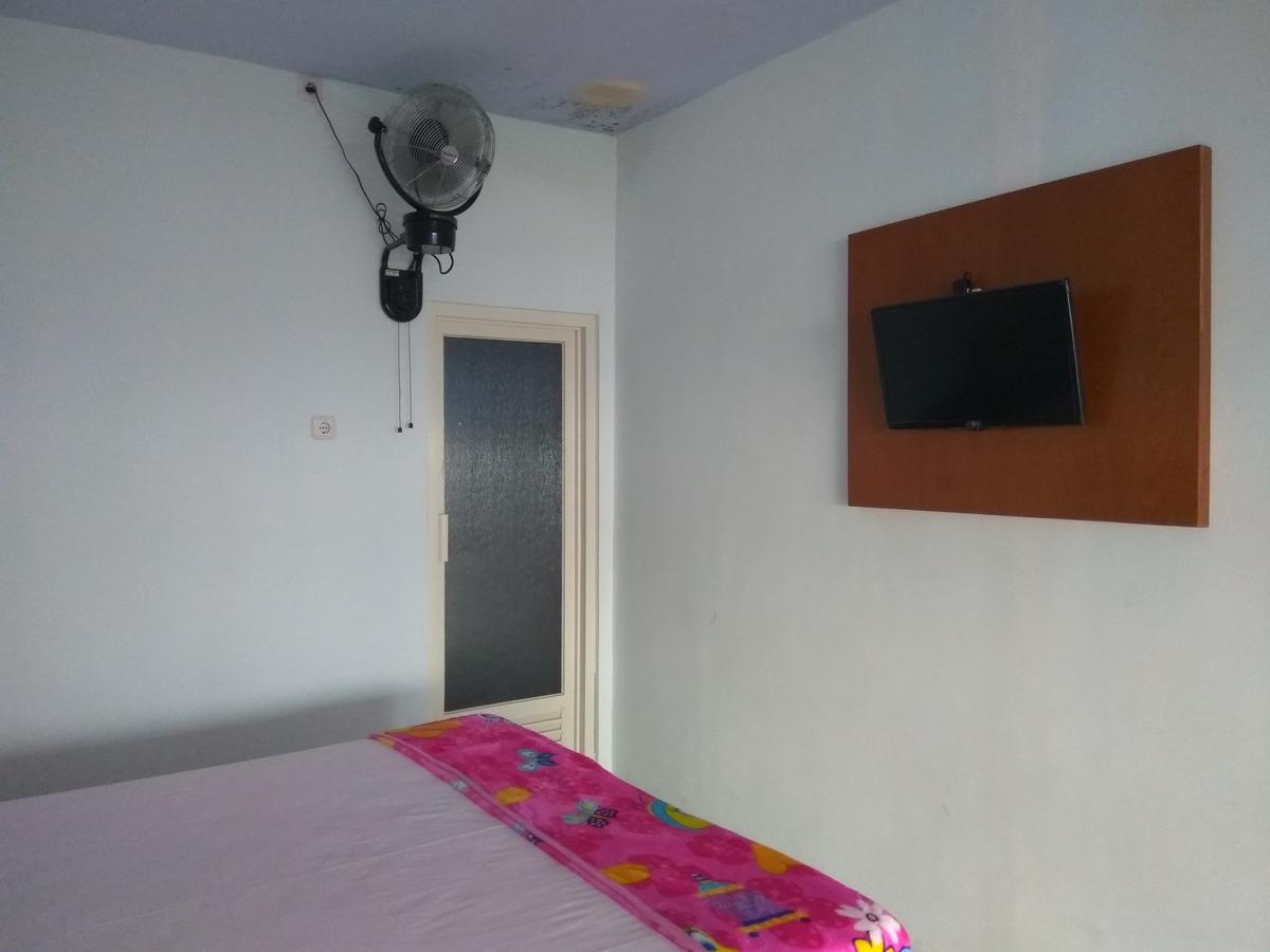Mawar Hotel Labuan Bajo Ngoại thất bức ảnh